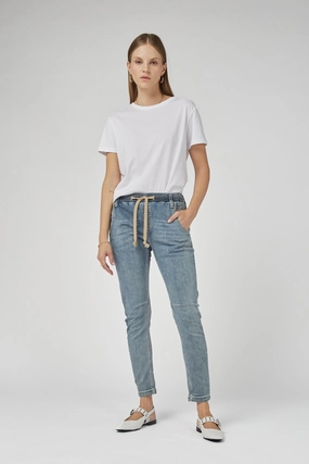 Active Sunbleached Ankle Length Jeans