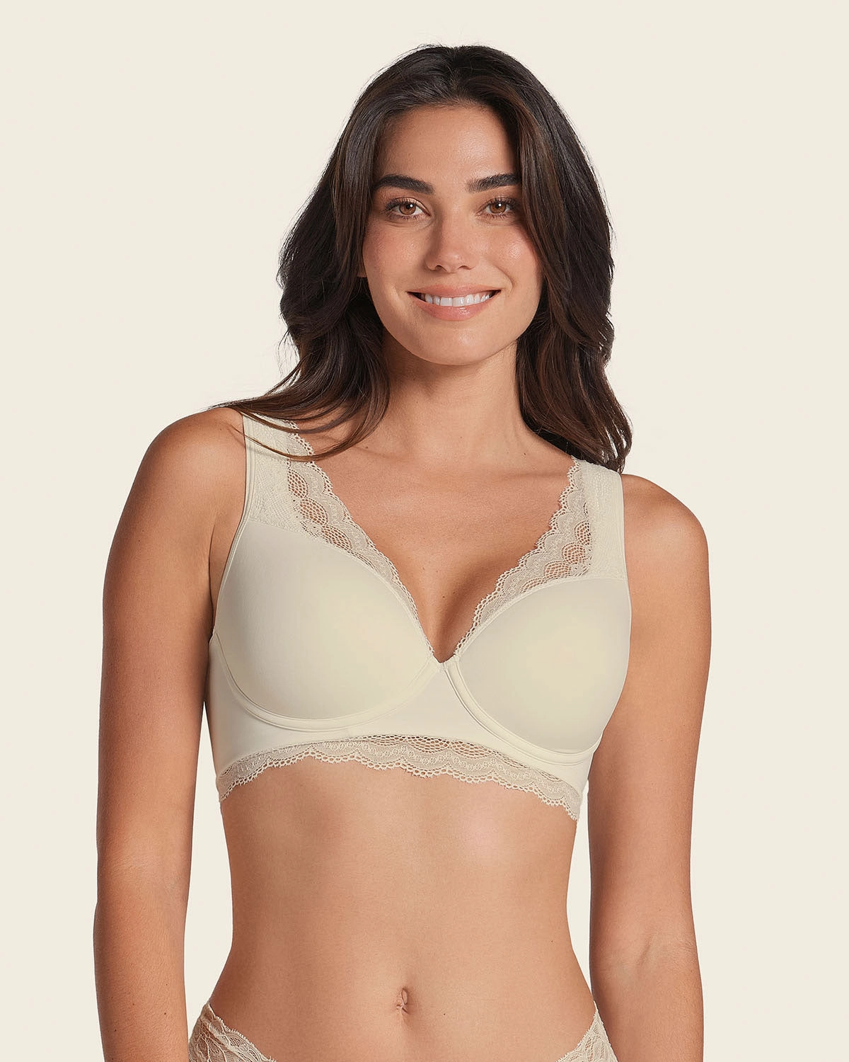 Deep Coverage Soft Lightly-Lined Lace Underwire Bra