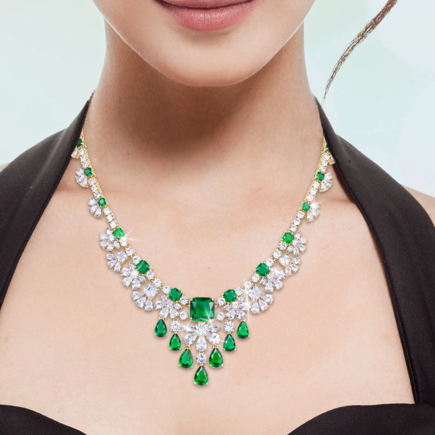 Evergreen Mist Necklace