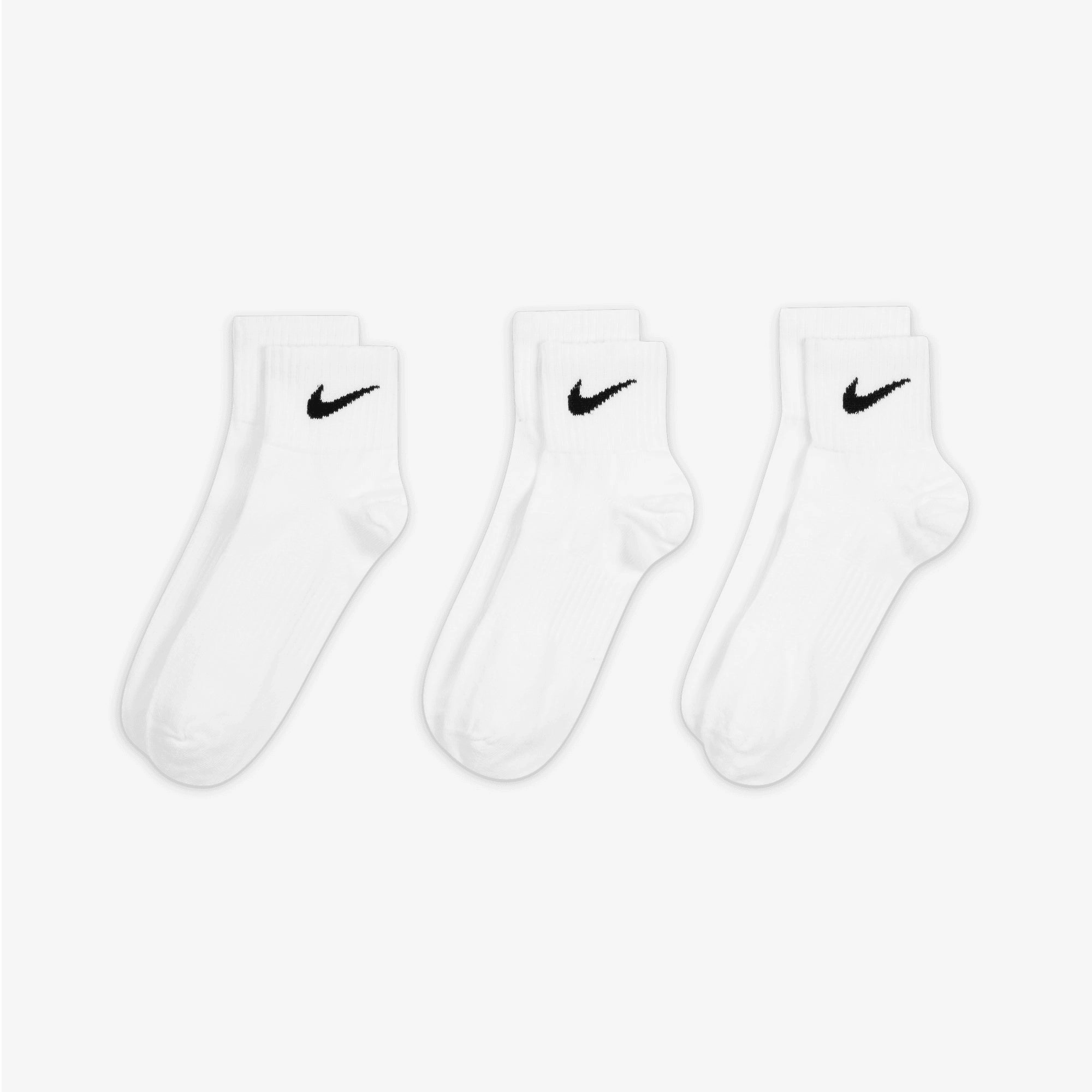 NIKE | PERFORMANCE LIGHTWEIGHT TRAINING ANKLE SOCKS (3 PAIRS) { WHITE/BLACK