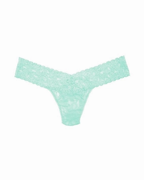 Signature Lace Low-Rise Thong (Rolled)