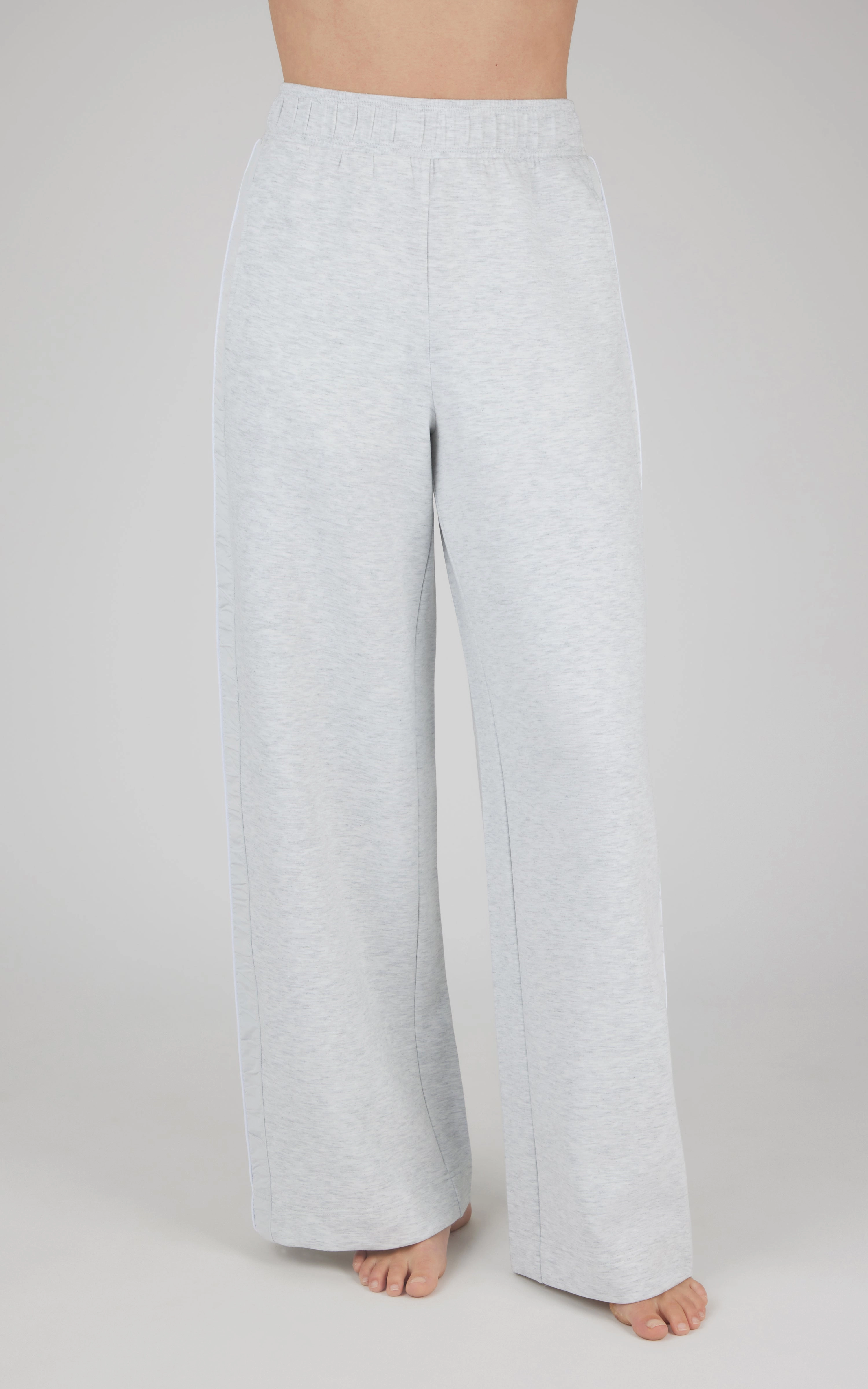 Softlite Wide Leg Pant