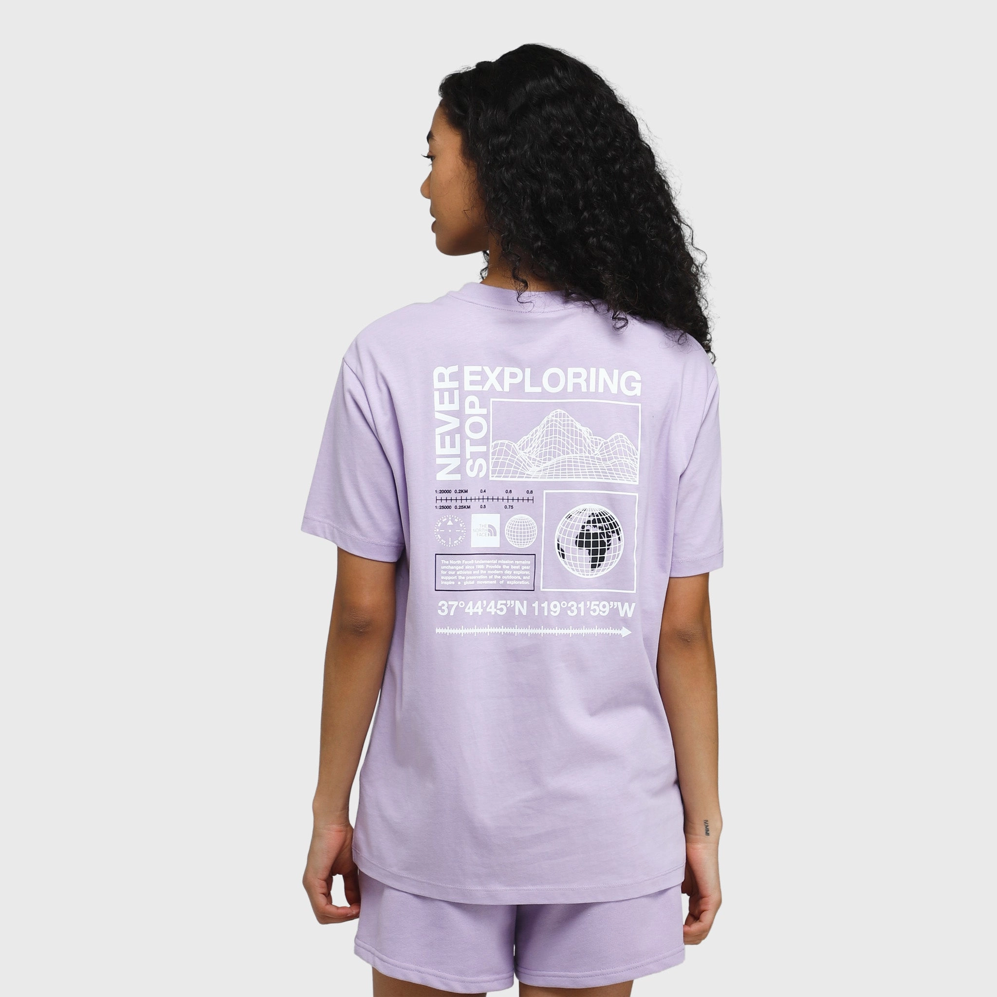 The North Face Women's Oversized Energy Graphic T-shirt / Lite Lilac