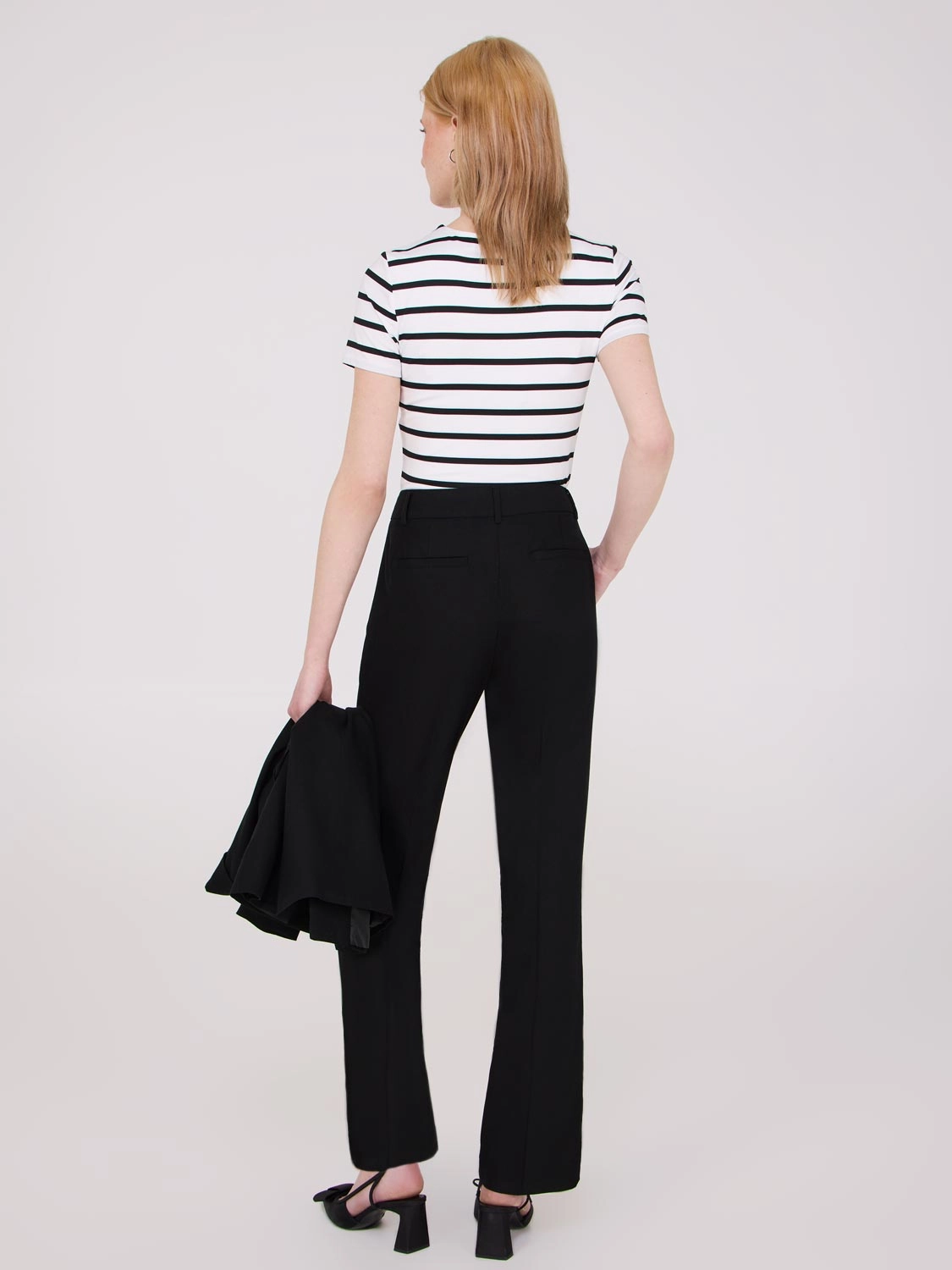 Wide-Leg Linen Pants