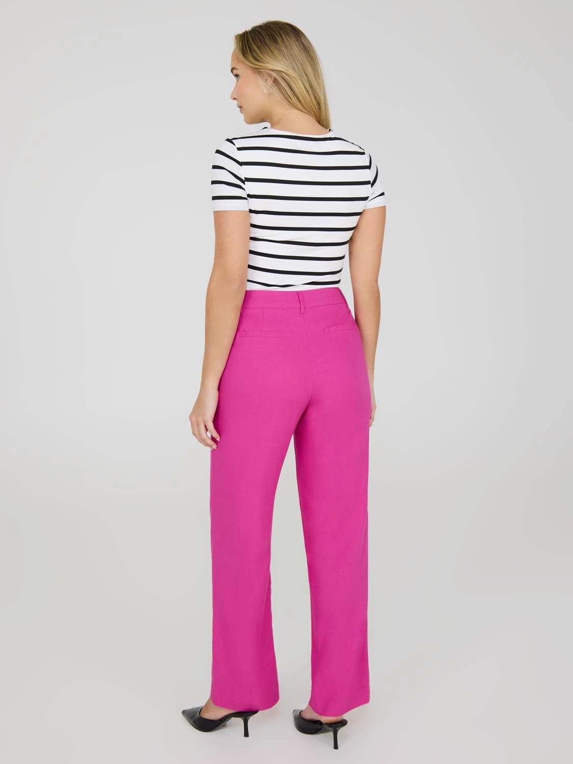 Wide-Leg Linen Pants