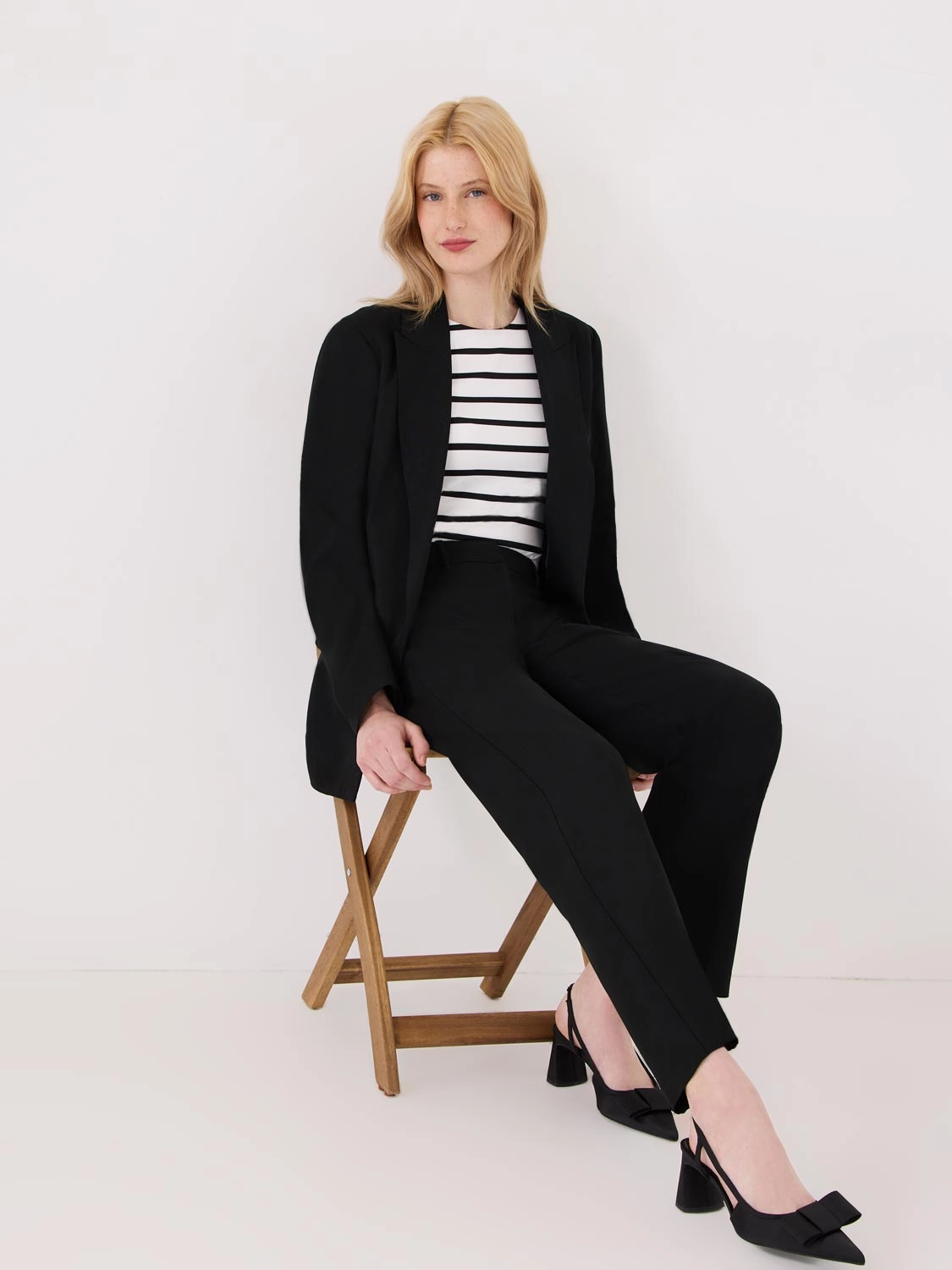 Wide-Leg Linen Pants